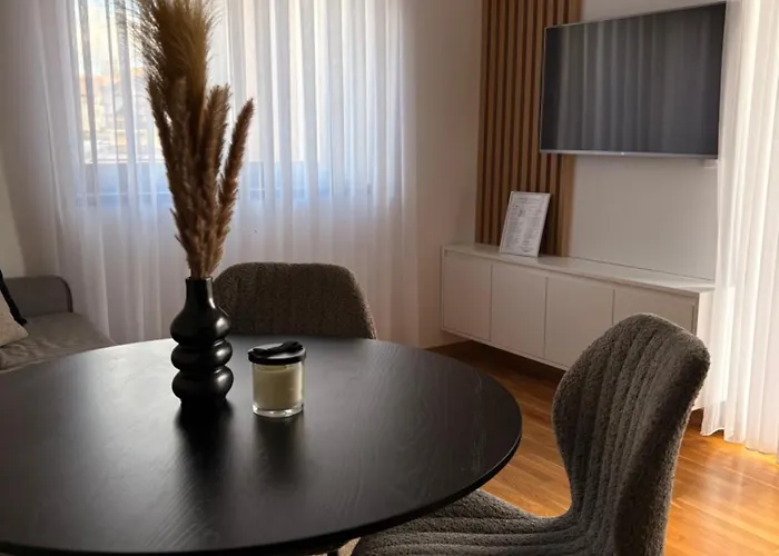 Black Diamond Apartment